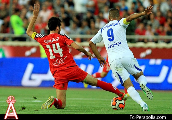 مقایسه دو تیم استقلال و پرسپولیس (براساس مدرک) 