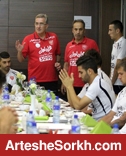 جشن پرسپولیسی ها در هتل المپیک/ نوراللهی در آغوش طاهری! جشن پرسپولیسی ها در هتل المپیک/ نوراللهی در آغوش طاهری!