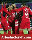 طوفان ارتش سرخ در آزادی / پرسپولیس از روی تراکتور رد شد طوفان ارتش سرخ در آزادی / پرسپولیس از روی تراکتور رد شد