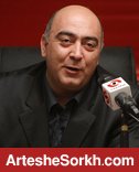 سیاسی: گفتند دایی را برکنار نکنید تا هواداران با سنگ او را بزنند سیاسی: گفتند دایی را برکنار نکنید تا هواداران با سنگ او را بزنند