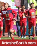 هواداران پای این پرسپولیس می ایستند هواداران پای این پرسپولیس می ایستند